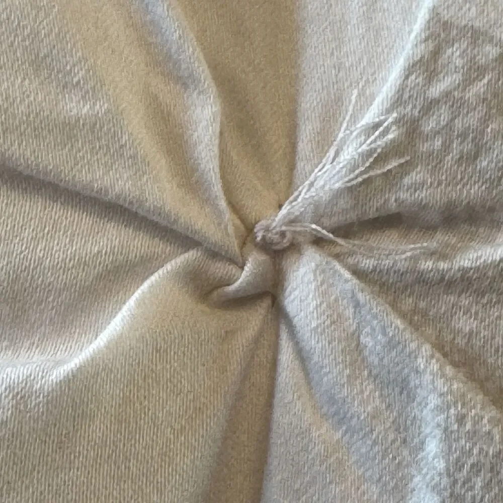 Pottery Barn Kids Monique Lhuillier Ethereal Lace Baby Quilt Blush 36x50